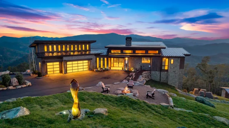 Luxury Mountain Home Lighting United States: The Editorial Guide